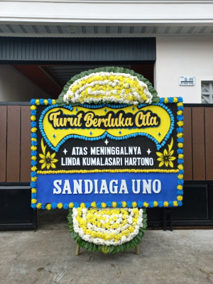 Papan Bunga Duka di Gondangwayang